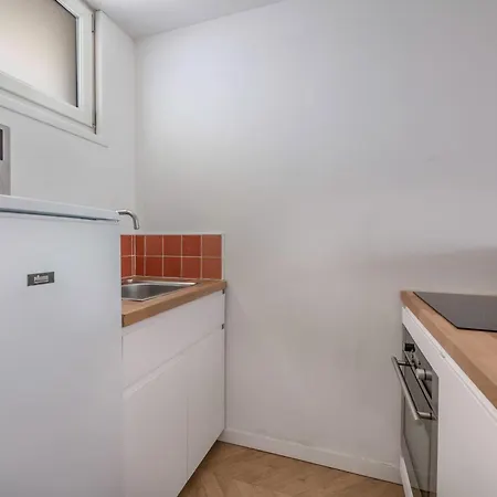 Appartement, 150m De La Des Libraires Apartamento